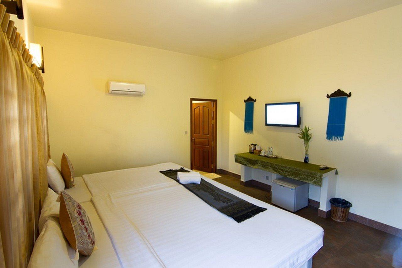 G Eleven Hotel Phnom Penh Bagian luar foto
