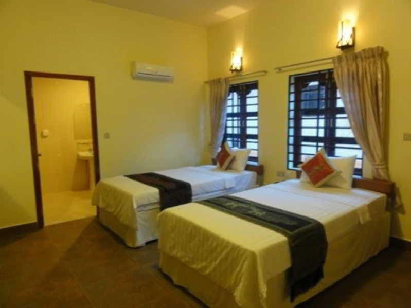 G Eleven Hotel Phnom Penh Bagian luar foto