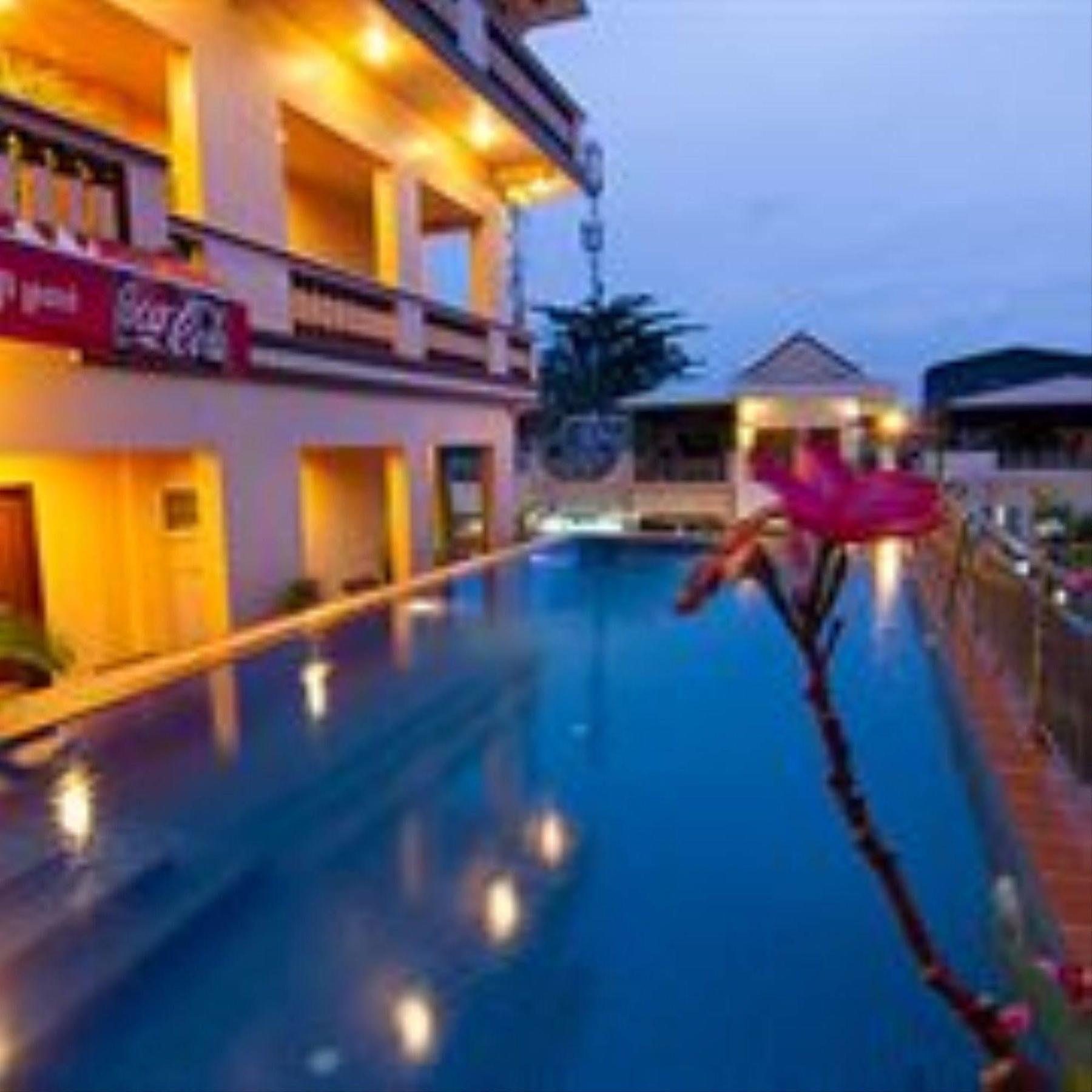 G Eleven Hotel Phnom Penh Bagian luar foto
