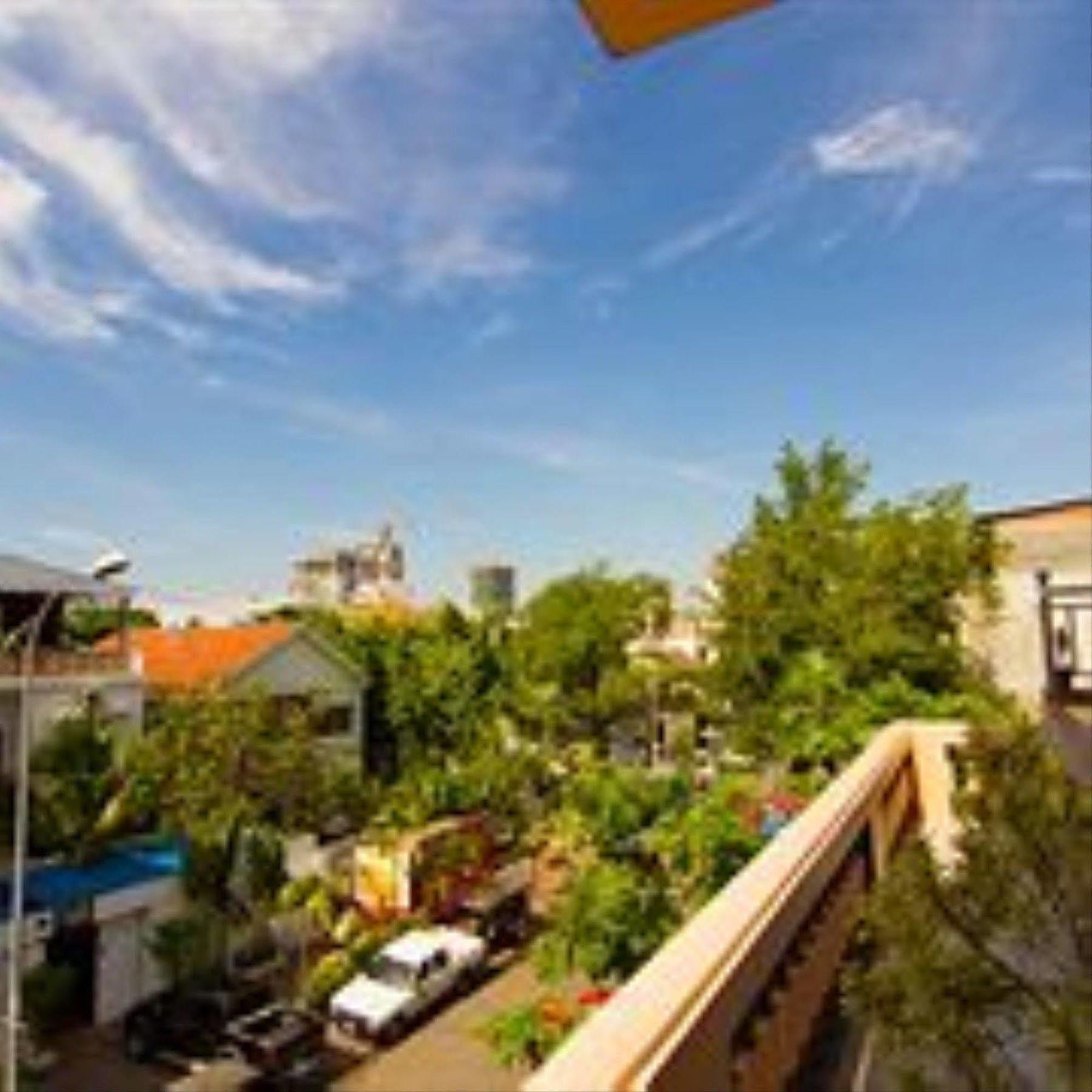 G Eleven Hotel Phnom Penh Bagian luar foto