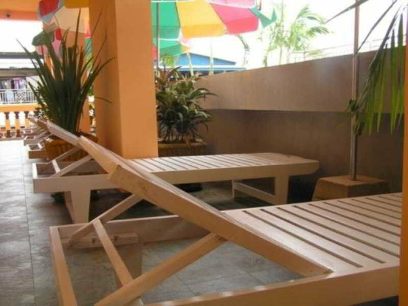 G Eleven Hotel Phnom Penh Bagian luar foto